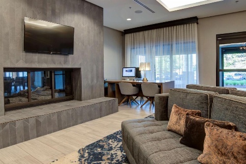 DoubleTree by Hilton Harrisonburg image 22