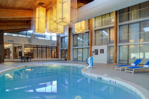 DoubleTree by Hilton Harrisonburg image 7